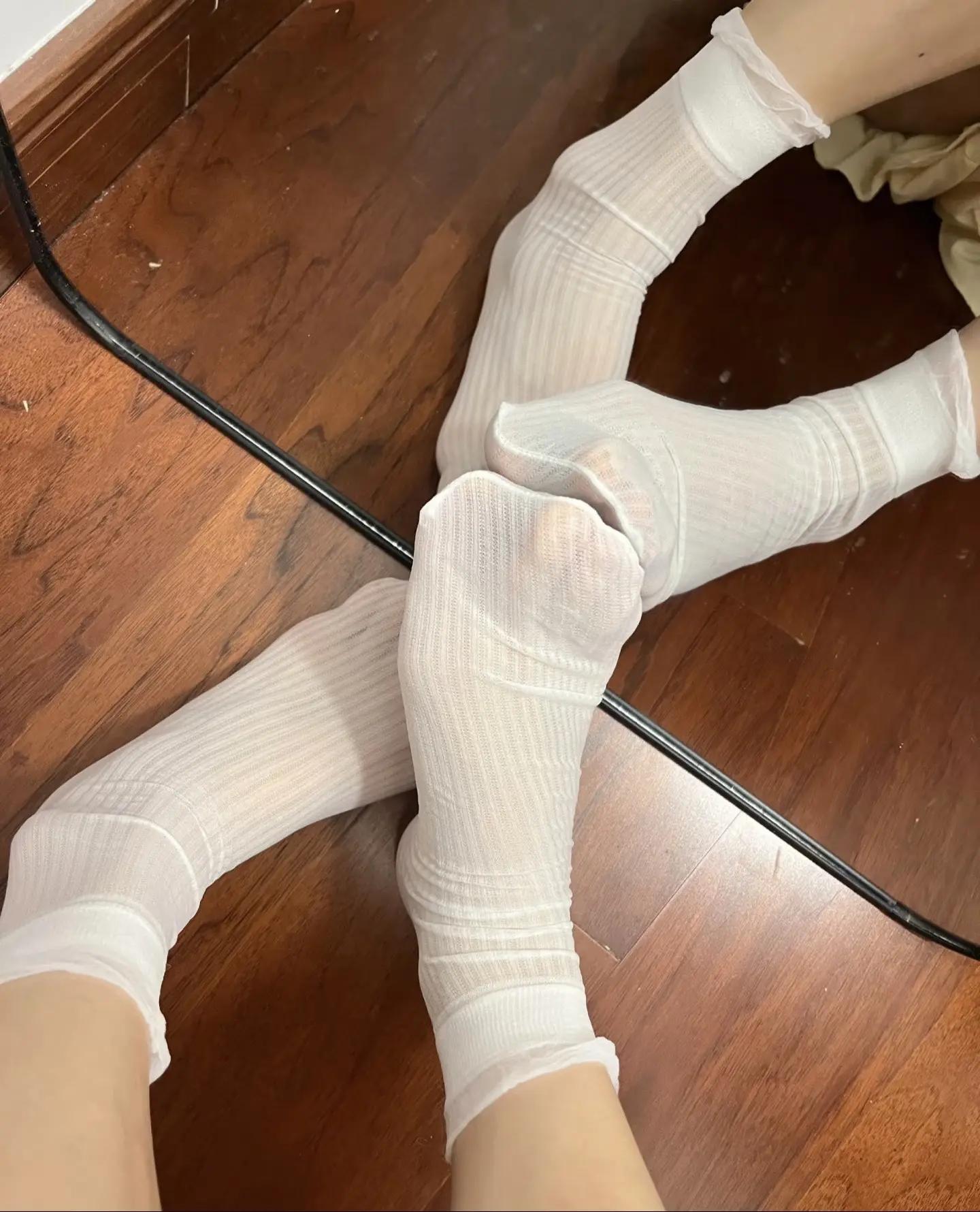白色可爱卡通袜子鞋